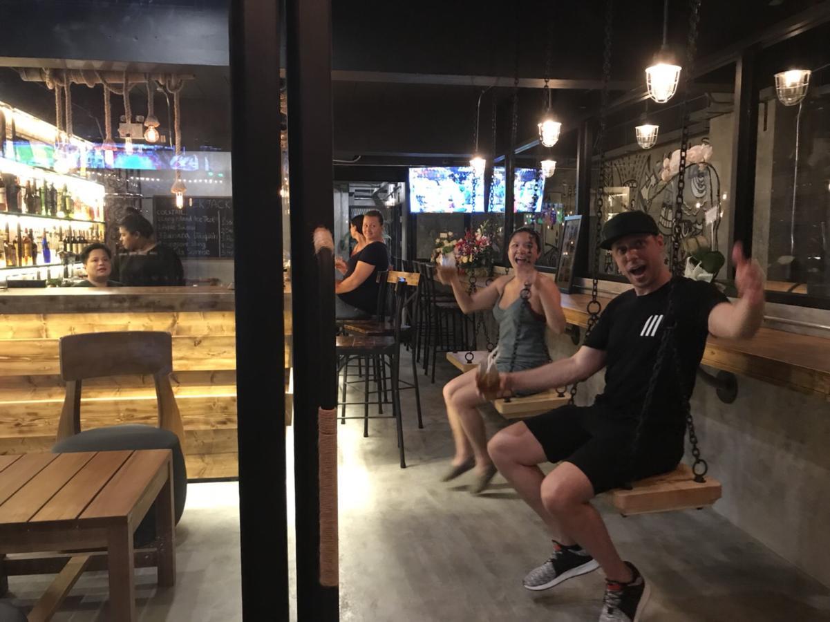 查汶海滩 黑杰克酒吧旅舍旅舍 外观 照片